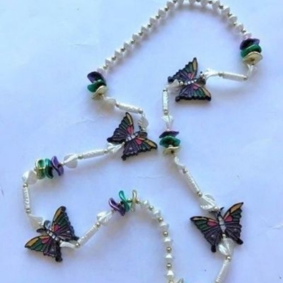 Butterfly Necklace Beaded Birthday Party Parade - Picture 3 of 5